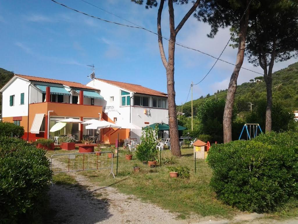 Hotel Rustichello Marina di Campo Exterior foto