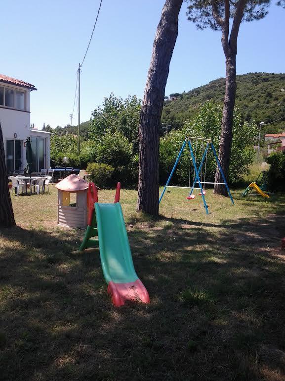 Hotel Rustichello Marina di Campo Exterior foto